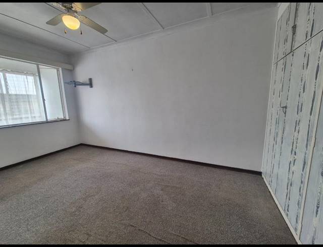 2 BEDROOM TOWNHOUSE FOR SALE IN NEW REDRUTH